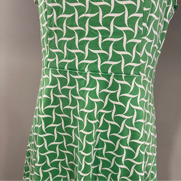 New York & Company Green Geometric A-Line Dress | Size L | Sleeveless - Picture 3 of 11